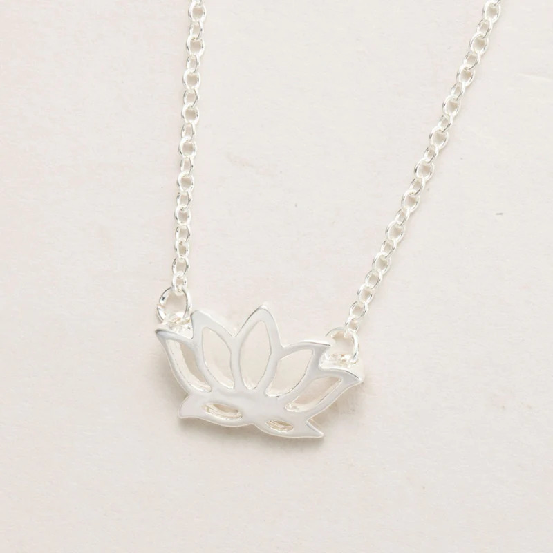 Lotus%20Flower%20Silver%20Necklace