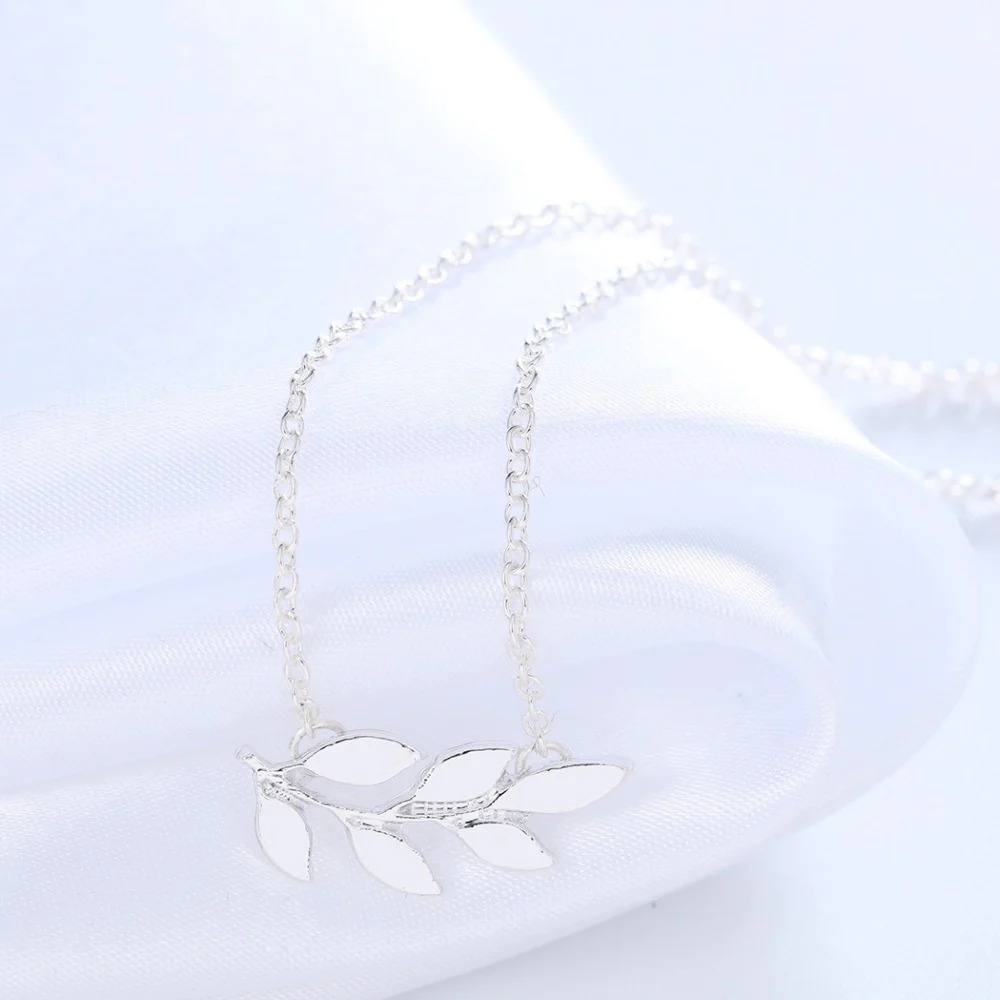 Olive%20Branch%20Silver%20Necklace/