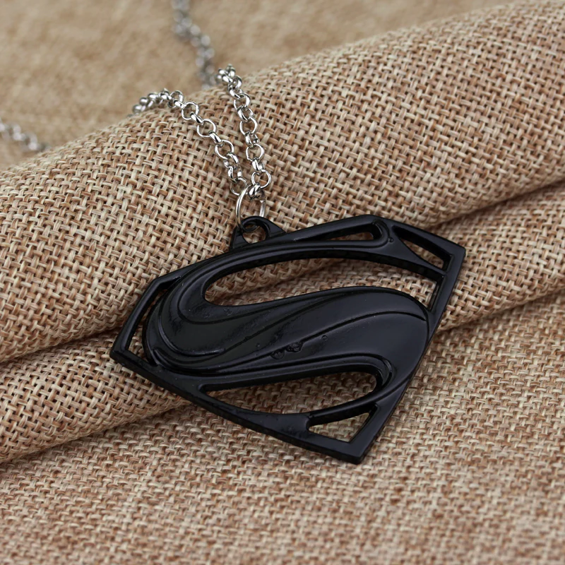 Superman%20Hero%20logo%20black%20Necklace