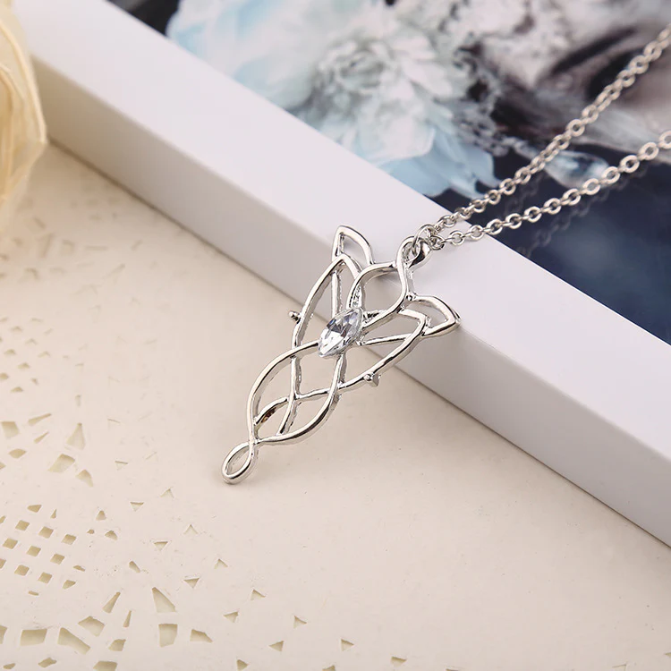 The%20Lord%20of%20the%20Rings%20Arwen%20Evenstar%20silver%20necklace/