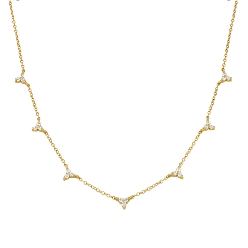 Dainty%20&%20Minimalist%203%20CZ%20Flower%20Shaped%20Necklace