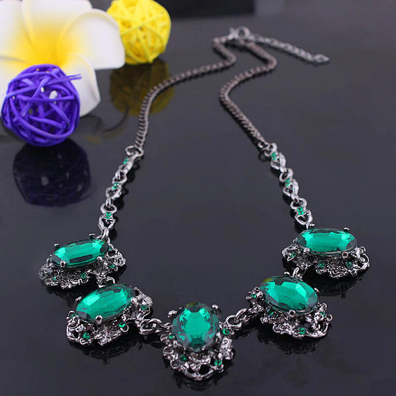 Green%20stone%20bronze%20chokers%20necklace/