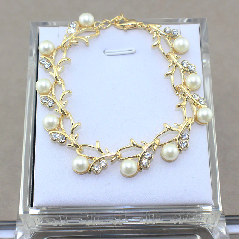 Gold%20plated%20pearl%20flower%20branch%20bracelet