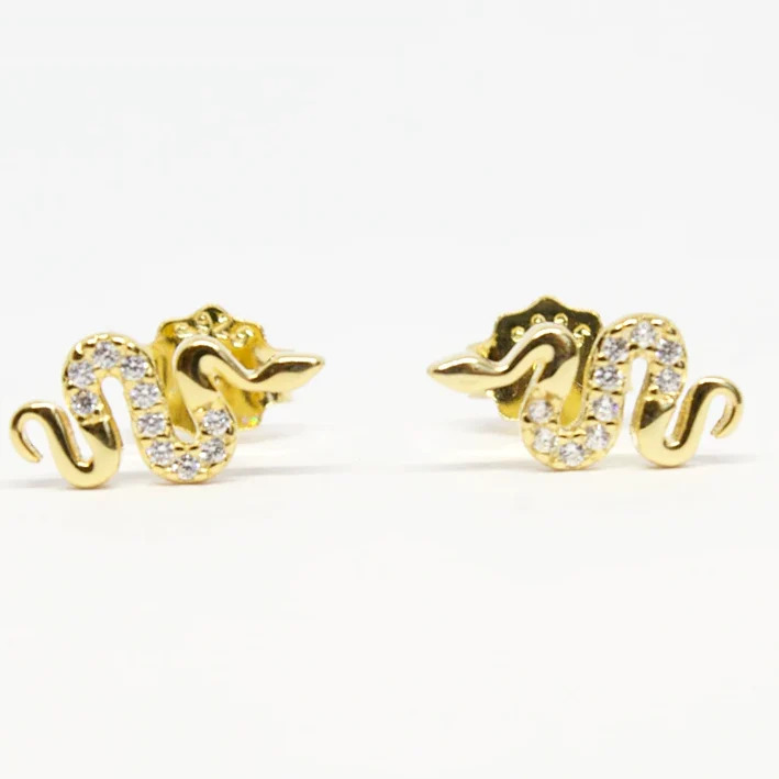 Dainty%20&%20Minimalist%20CZ%20Snake%20Shaped%20Stud%20Earrings/