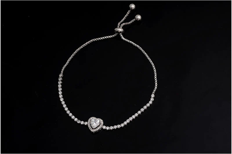 Diamond%20Heart%20White%20Gold%20Bracelet