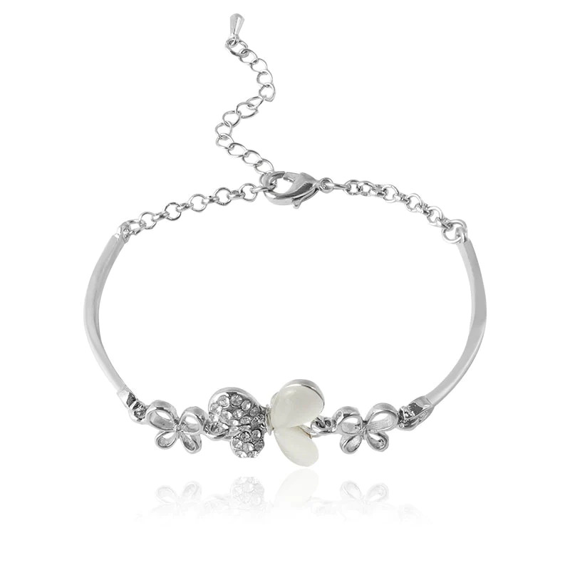 Butterfly%20Women’s%20Bracelet%20with%20White%20Gold%20Zircon%20Stone