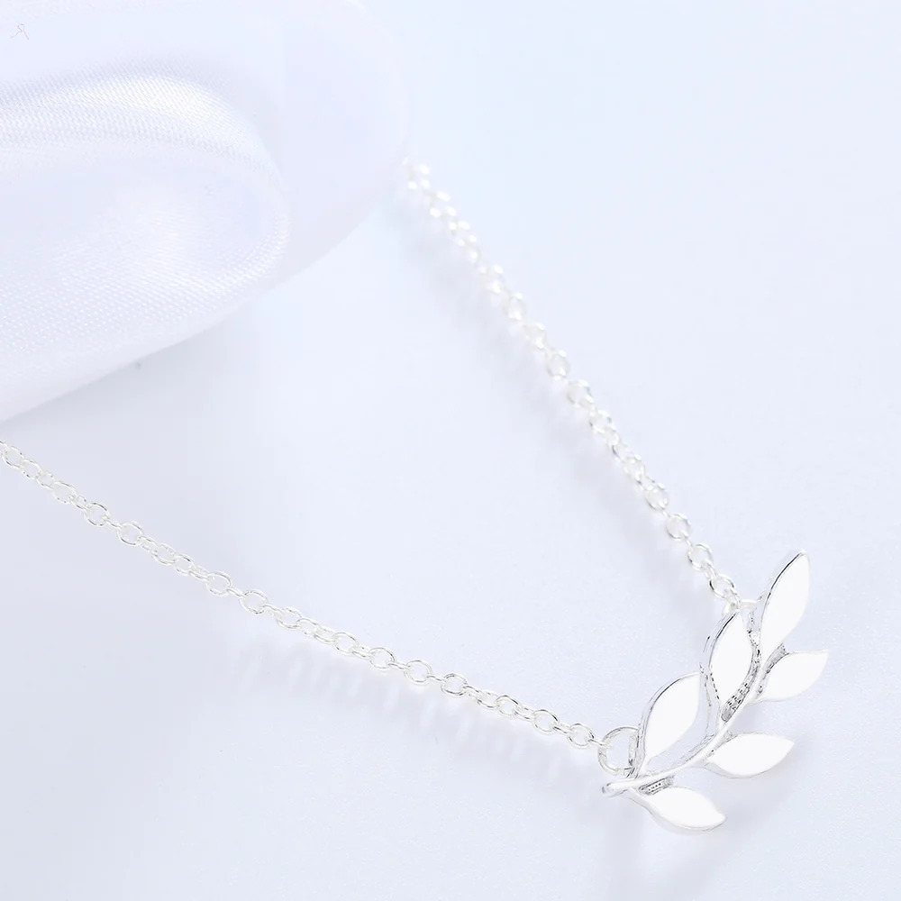 Olive%20Branch%20Silver%20Necklace/