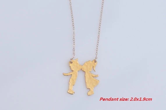 Kissing%20Kids%20Gold%20Necklace/