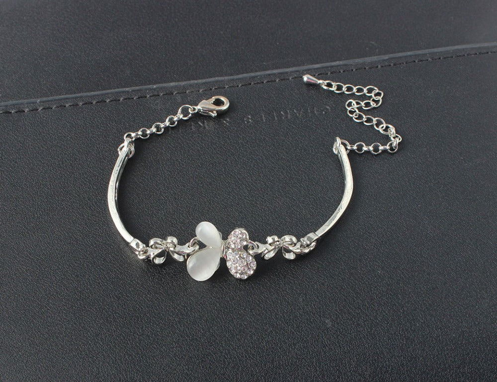 Butterfly%20Women’s%20Bracelet%20with%20White%20Gold%20Zircon%20Stone/