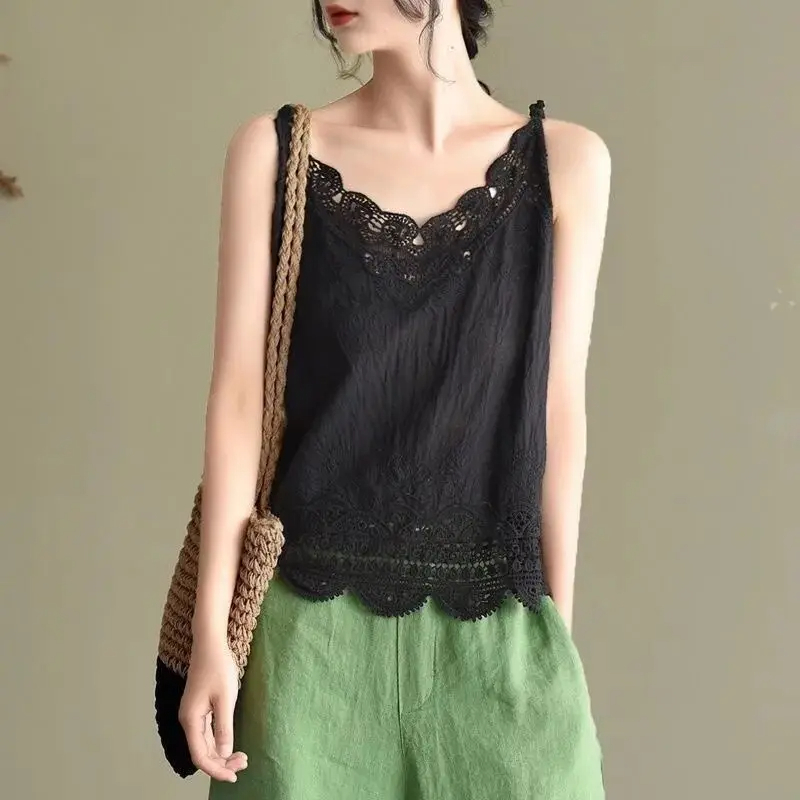 Black%20Cotton%20And%20Linen%20Lace%20Camisole%20%20-