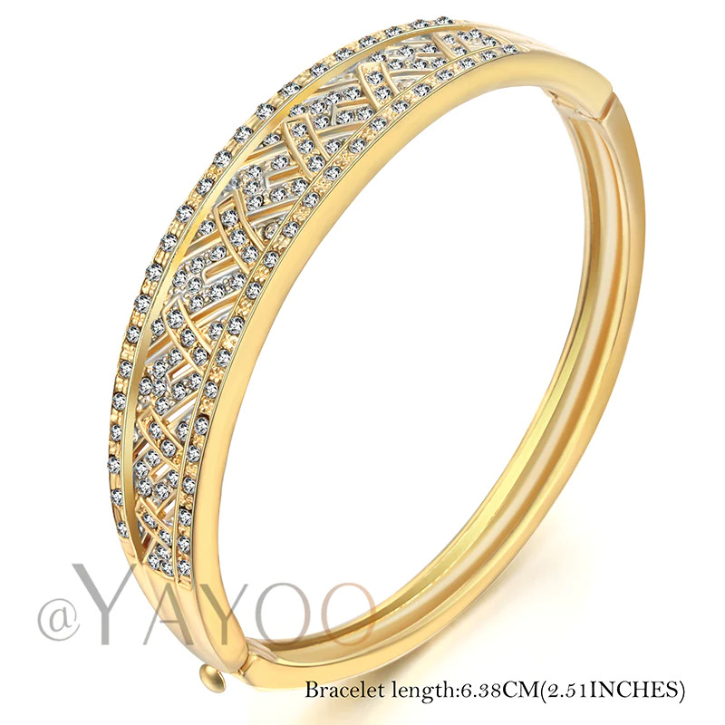 Elegant%20Golden%20Crystal%20Stone%20Bracelet/