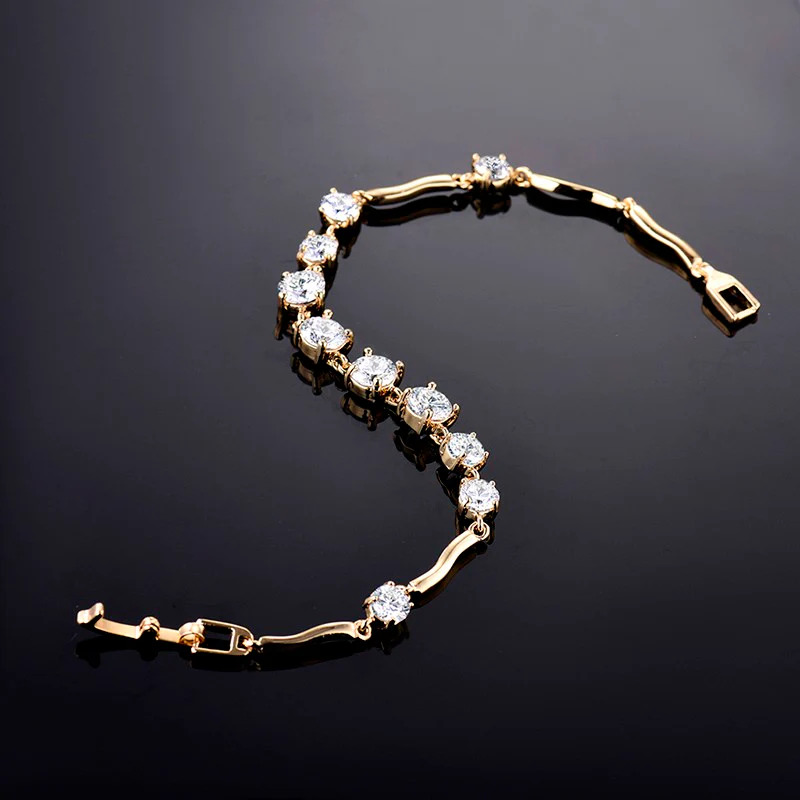 Elegant%20Bracelet%20with%20Zircon%20Stones