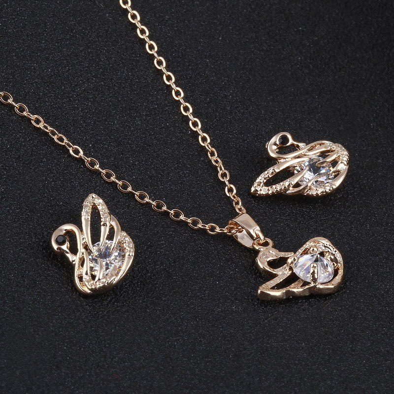 Gold%20crystal%20stone%20swan%20design%20women’s%20jewelry%20set