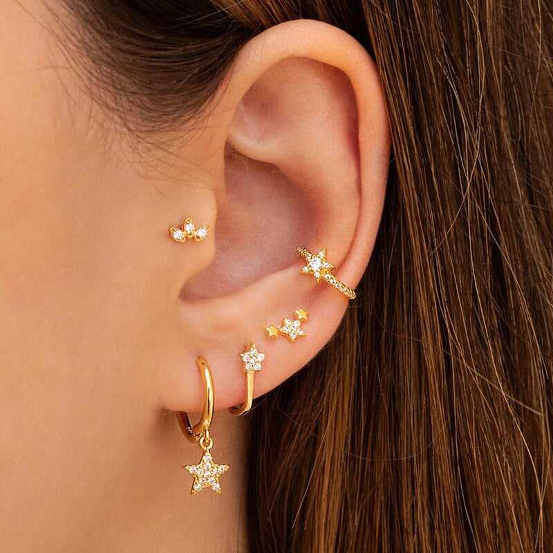 Dainty%203%20Leaves%20Flower%20Shaped%20CZ%20Stud%20Earrings/