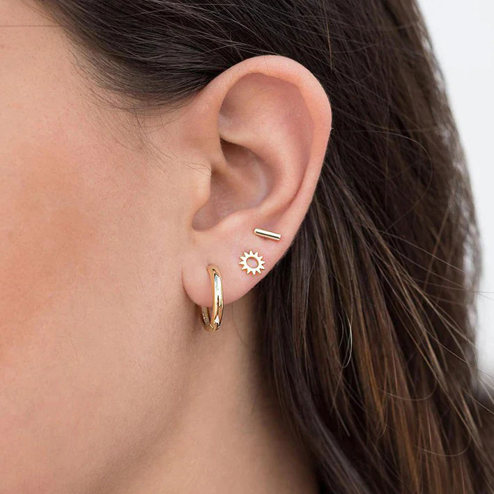 Dainty%20&%20Minimalist%20Sun%20Stud%20Earrings