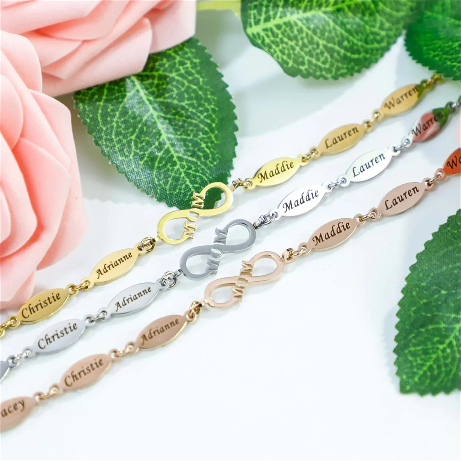 Personalized%20Mom%20infinite%20Love%20Bracelet%20With%20Kids/