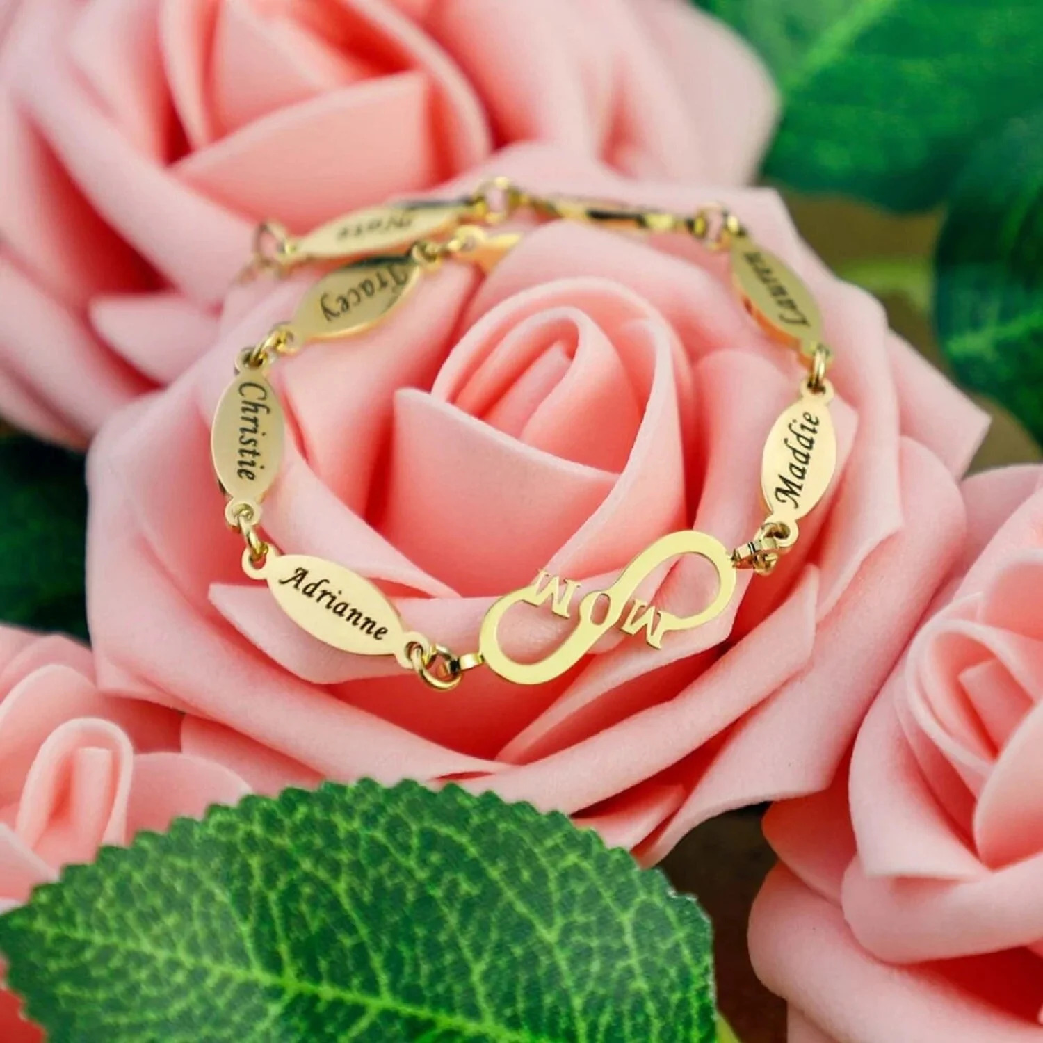 Personalized%20Mom%20infinite%20Love%20Bracelet%20With%20Kids/