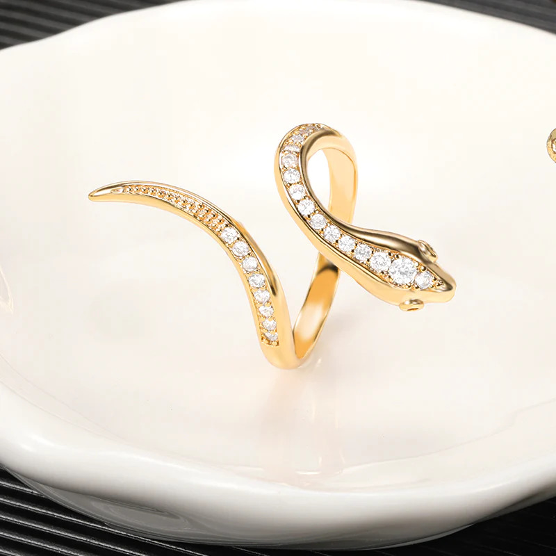 Cubic%20Zircon%20Snake%20Adjustable%20Copper%20Ring/