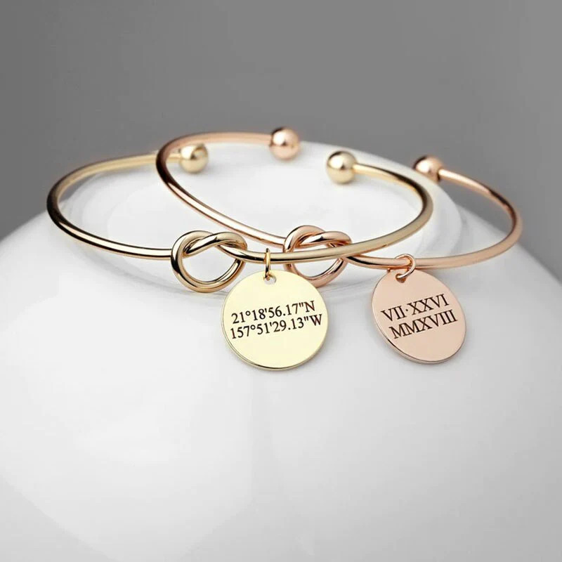 Personalized%20Coordinate%20Bracelet%20Gift%20For%20Her%20Graduation