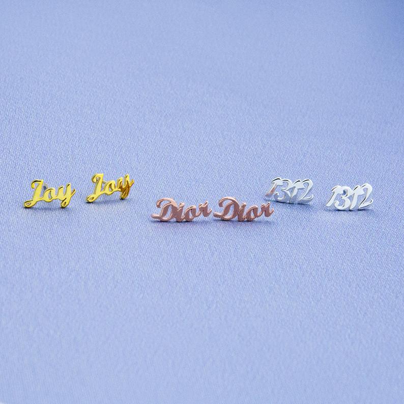 Dainty%20Custom%20Name%20Earrings%20For%20Women/