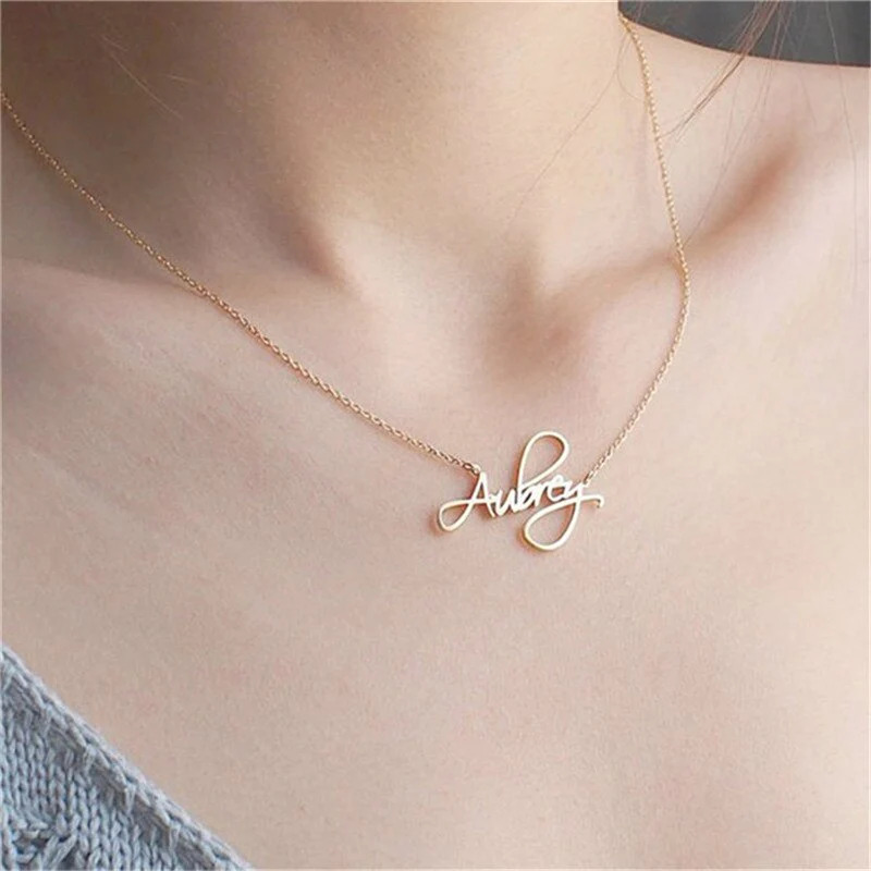 Dainty%20Personalized%20Name%20Necklace/