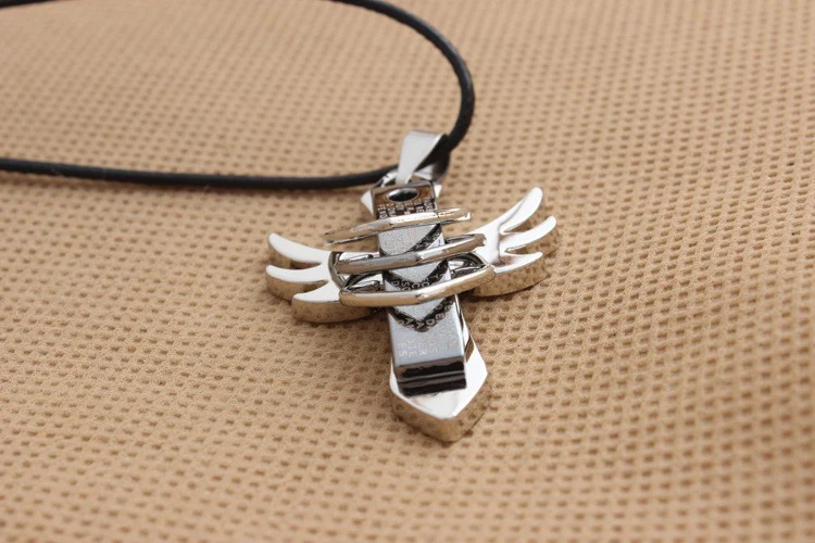 Steelwings%20Necklace