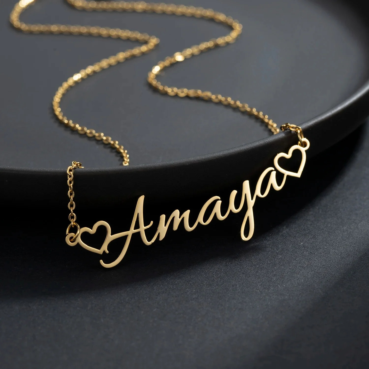 Customized%20Name%20Necklace%20With%20Hearts/