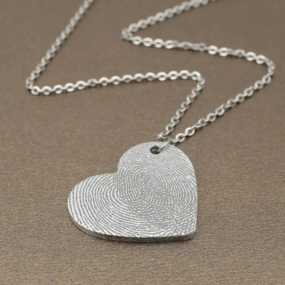 Personalized%20Fingerprint%20Memory%20Necklace