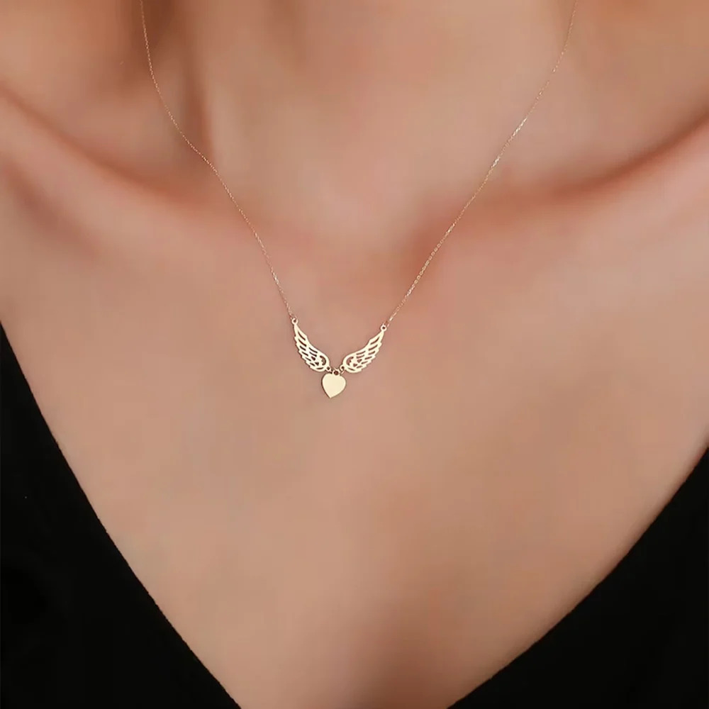 Angel%20Heart%20Pendant%20Necklace