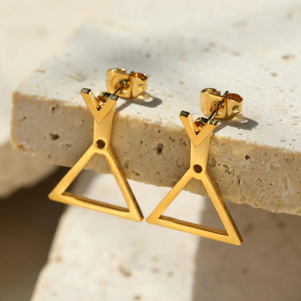 Triangle%20Gold%20Minimalist%20Earrings