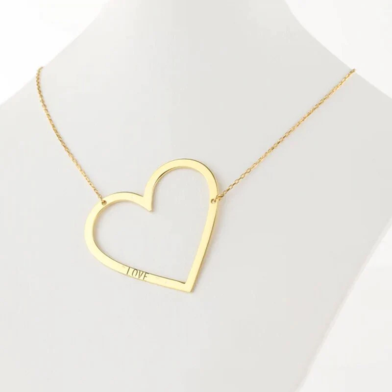 Large%20Heart%20Engraved%20Name%20Necklace/