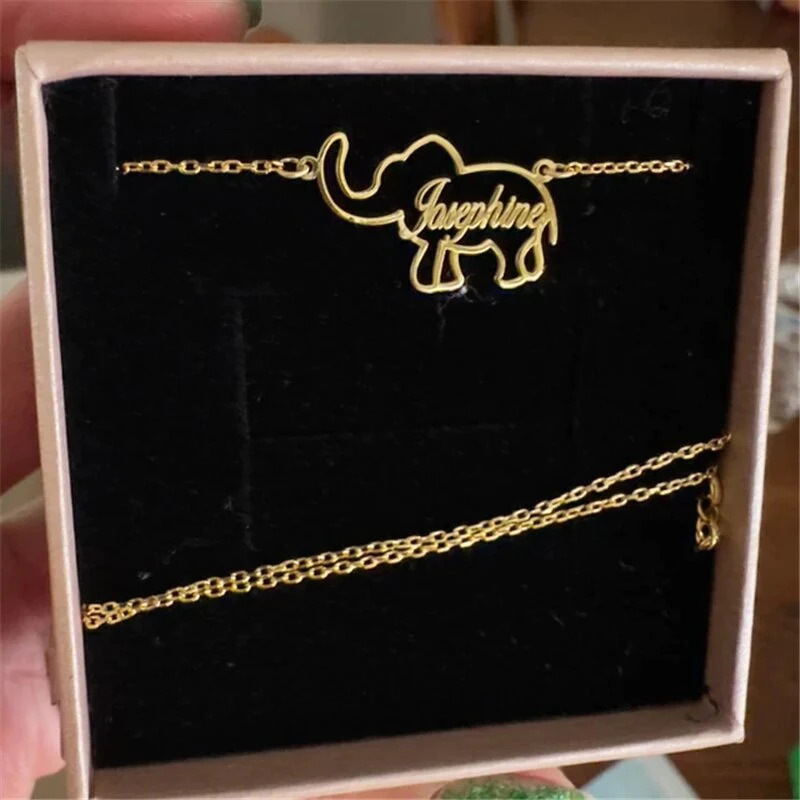 Dainty%20Custom%20Name%20Elephant%20Necklace/