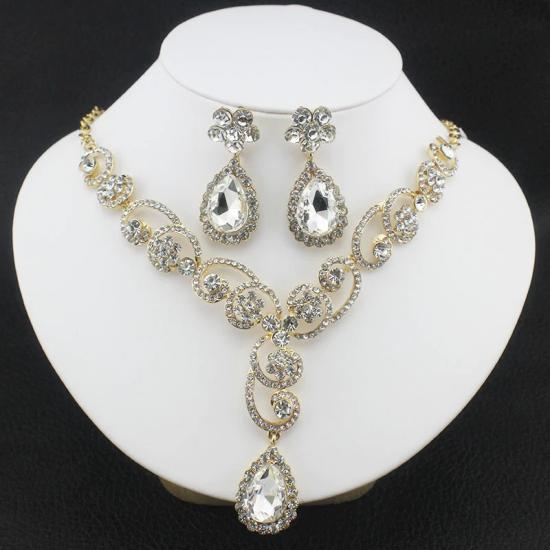 Diamond Gold Ladies Jewelry Set