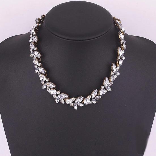 Luxury crystal flower gold choker necklace