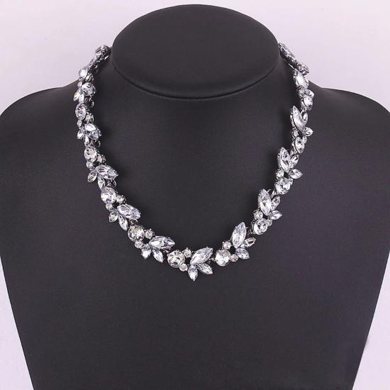 Luxury crystal floral silver choker necklace