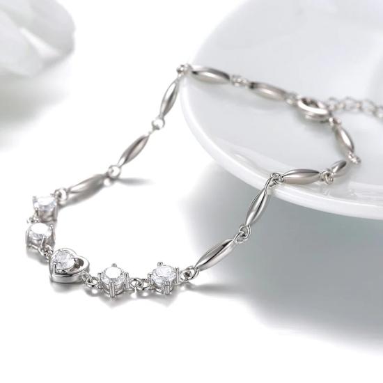 Gorgeous zircon women bracelet with white gold heart