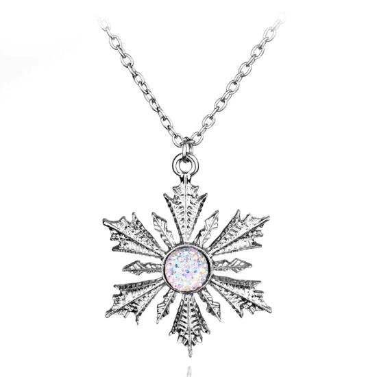 Fantastic Beasts Snowflake Necklace