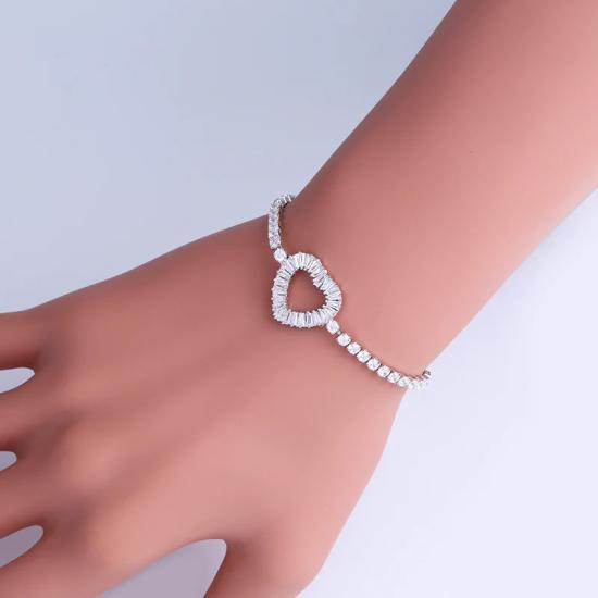 Zircon Heart Silver Bracelet