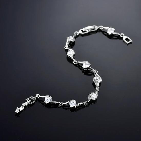 Elegant ladies bracelet