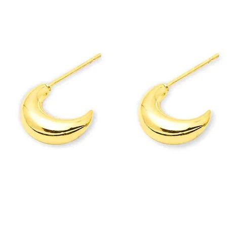 Elegant Crescent Moon Stud Earrings