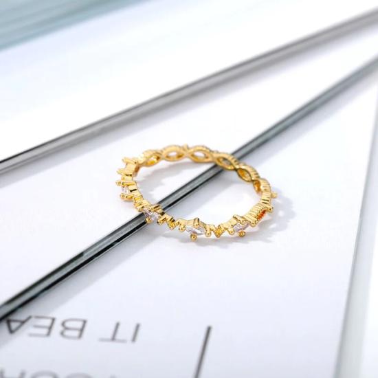 Minimalist Wedding Ring