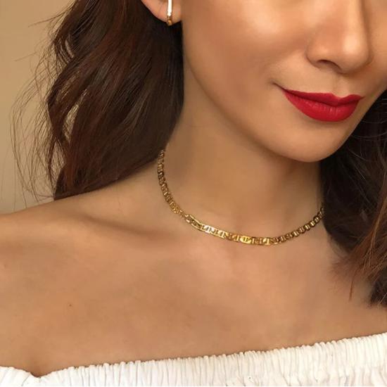 Dainty Figaro Choker/