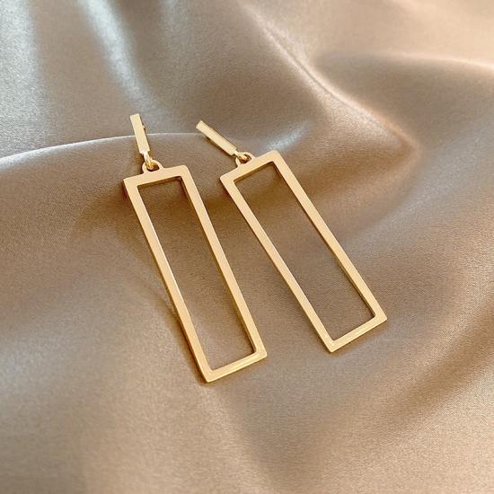 Minimalist Geometric Hoop Earrings/