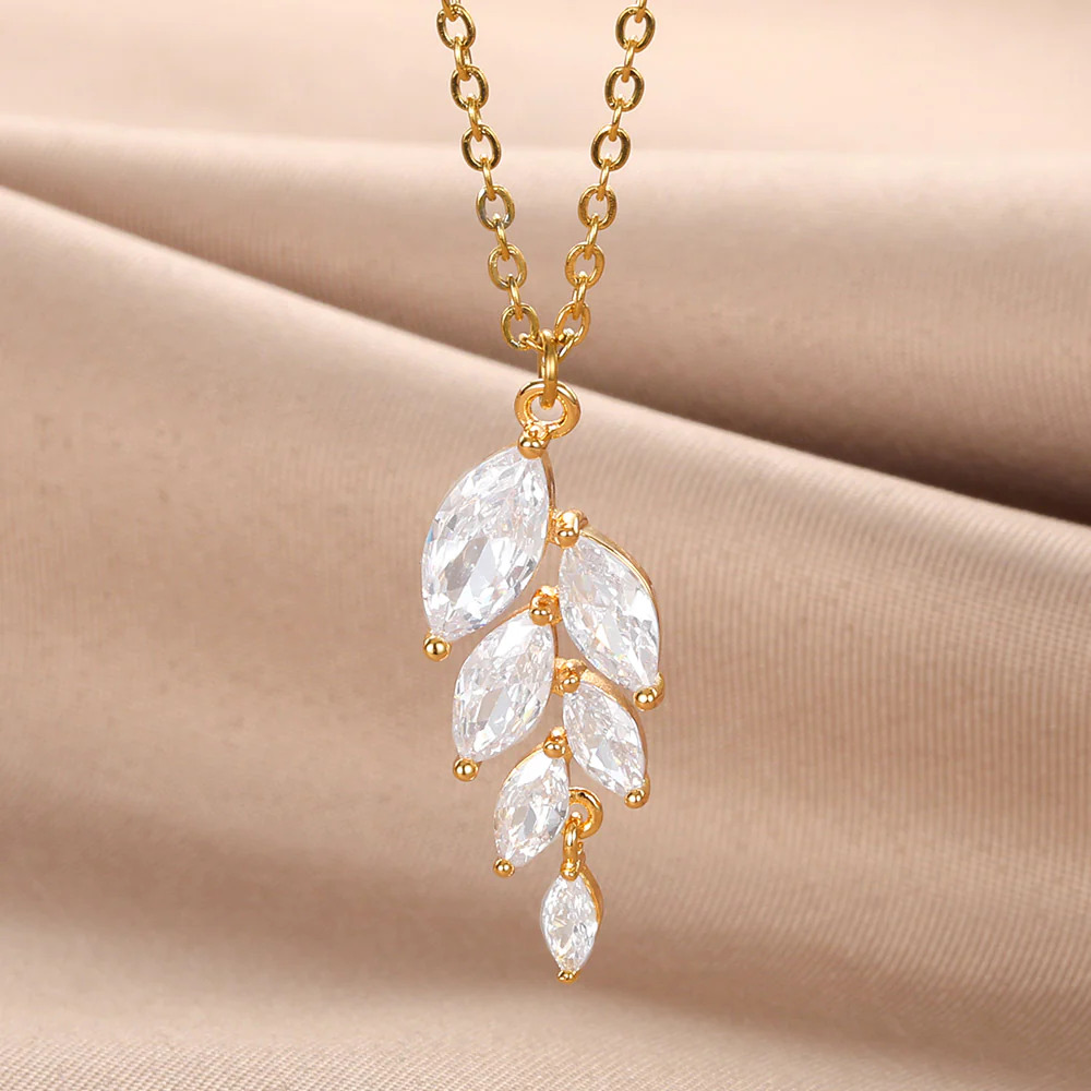 Minimalist%20Zircon%20Leaf%20Necklace/