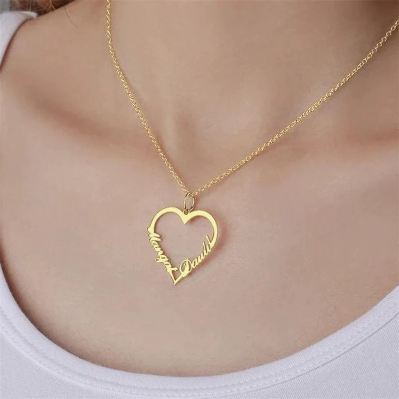 Dainty%20Personalized%20Heart%20Name%20Necklace/